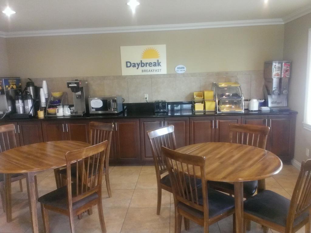 Days Inn By Wyndham Kingman East Dış mekan fotoğraf