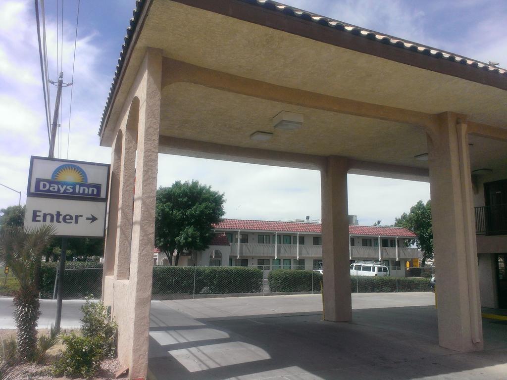 Days Inn By Wyndham Kingman East Dış mekan fotoğraf
